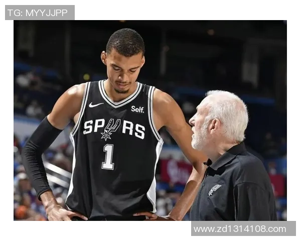 马刺与火箭G4激战正酣谁能在季后赛中逆转局势争夺胜利